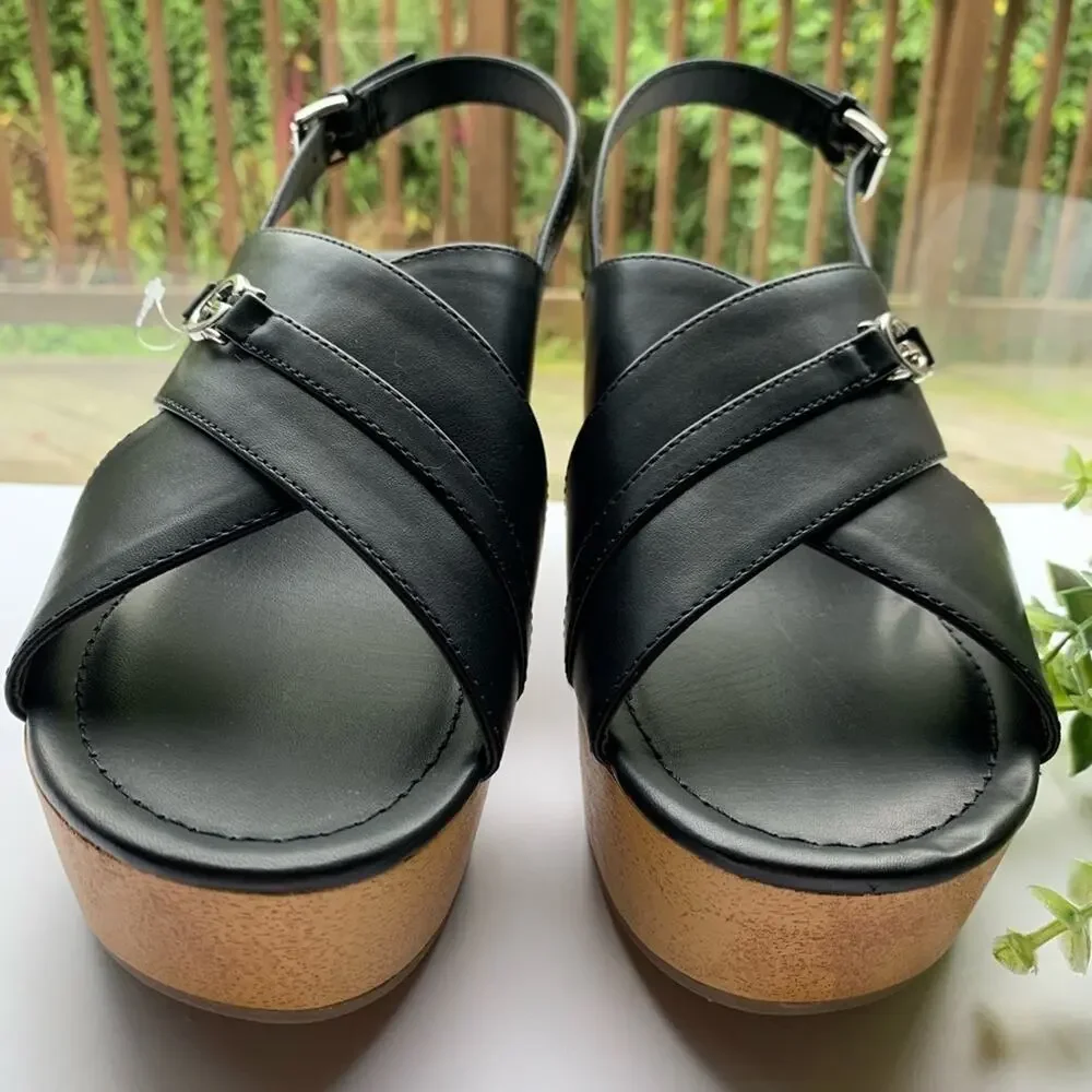 GBG | Size 9 1/2 Platform Sandals NEW